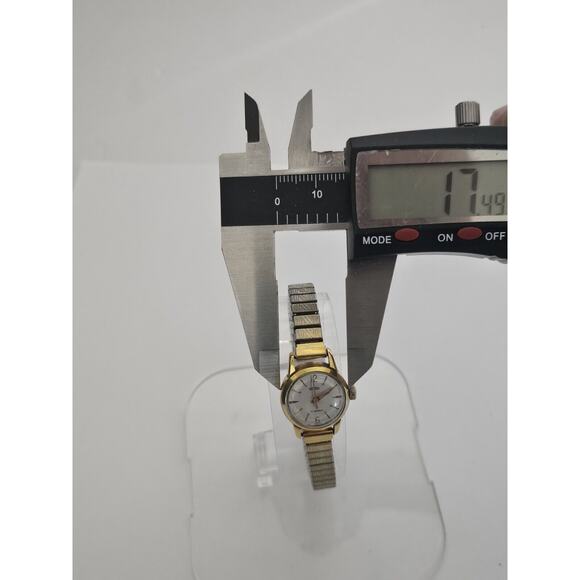 Vintage Technos Ladies Swiss 17 Jewels Manual Wind Incabloc Antimagnetic Runs - Picture 2 of 8